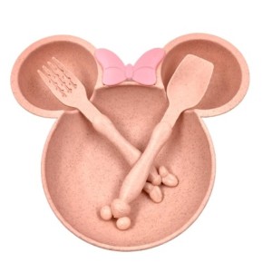 PRATO INFANTIL DE PLÁSTICO COM TALHERES